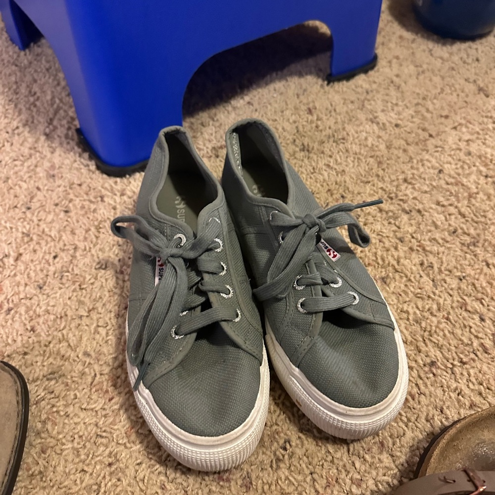 Superga Grey Sage Low-Top Sneakers Size 7 women’s